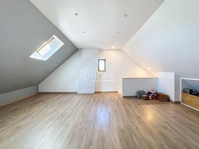 Maison - 179 m² - 5 pièces