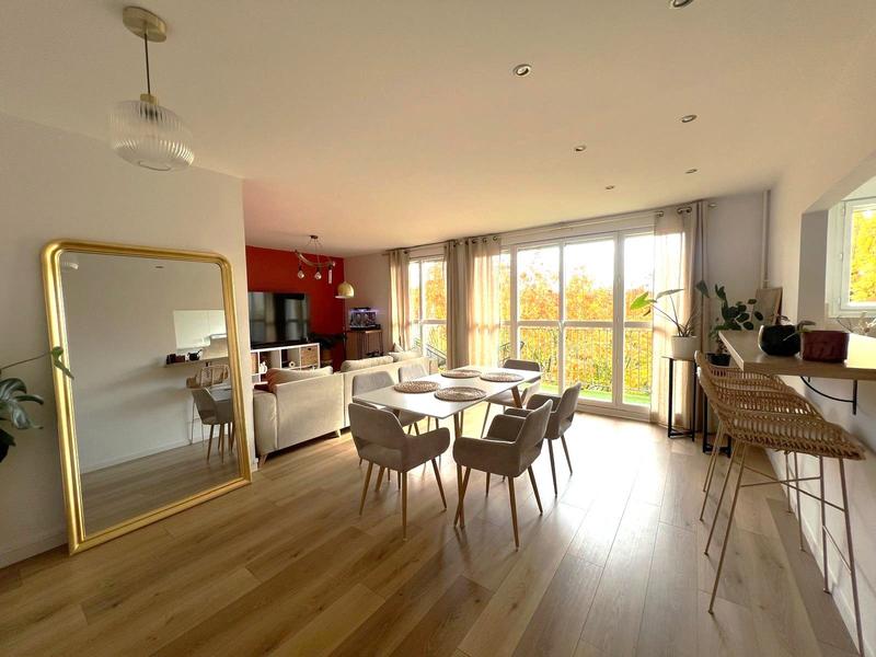 Appartement - 70 m² - 3 pièces