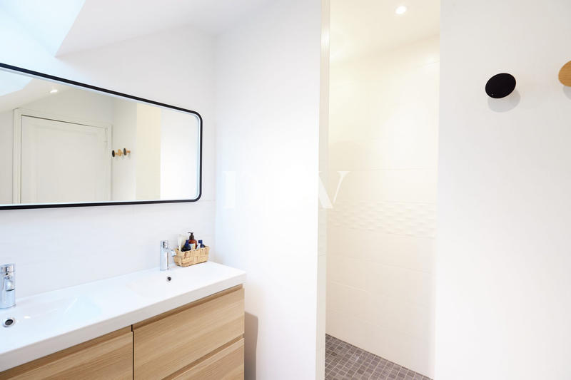 Maison ancienne - 275 m² - 7 pièces