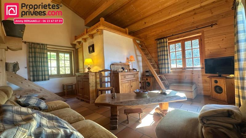 Maison - 105 m² - 4 pièces