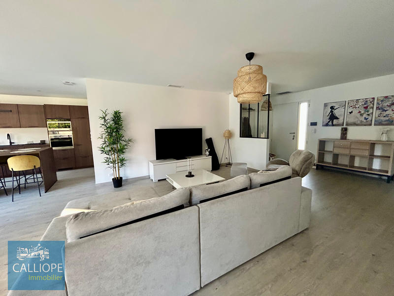 Maison - 136 m² - 6 pièces