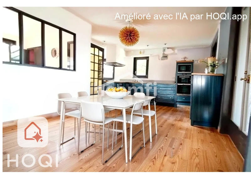 Maison - 265 m² - 10 pièces