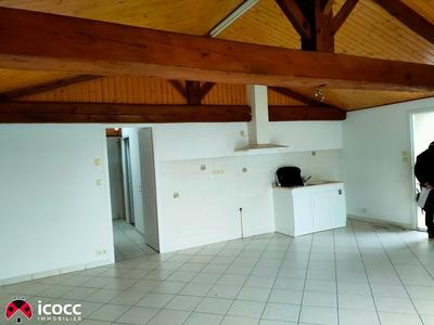 Maison - 197 m² - 10 pièces