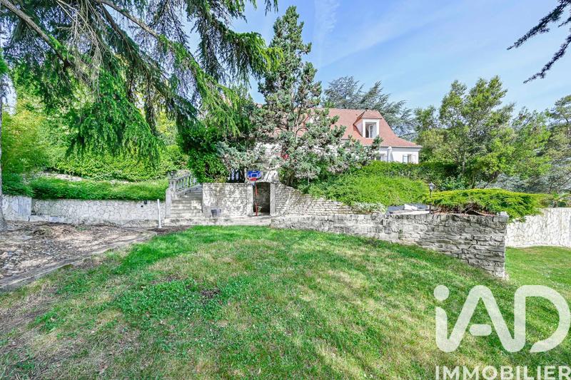 Maison - 173 m² - 7 pièces