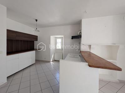 Immeuble - 186 m² - 10 pièces