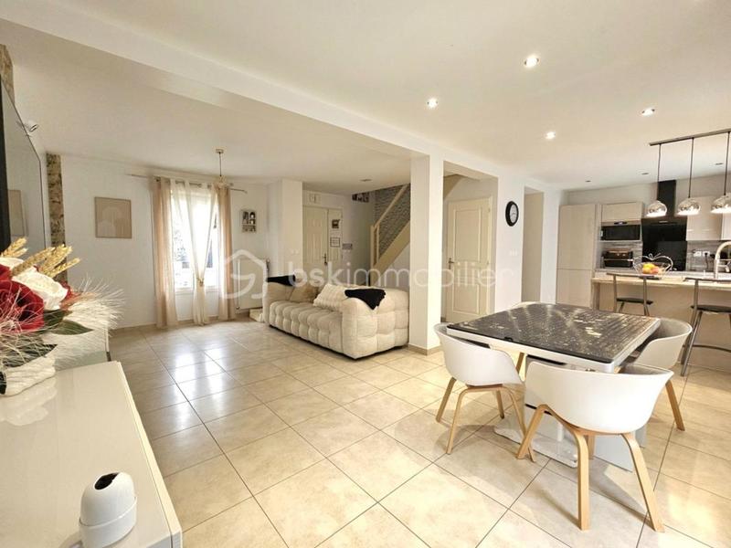 Pavillon - 100 m² - 6 pièces