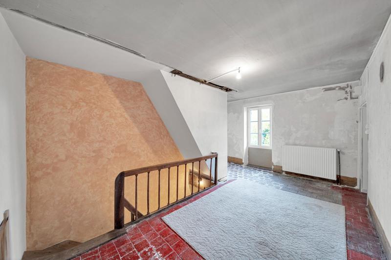 Maison ancienne - 207 m² - 6 pièces