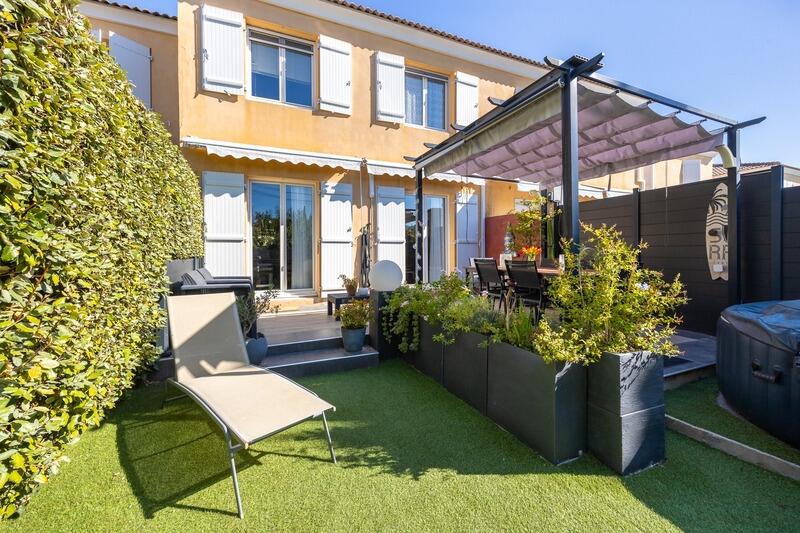 Maison - 97 m² - 4 pièces