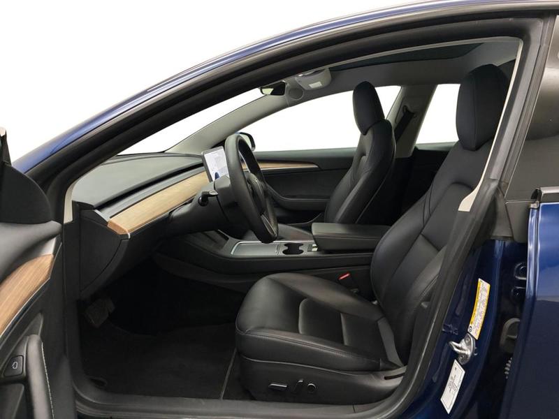 Tesla Model 3 Standard Range Plus Rwd