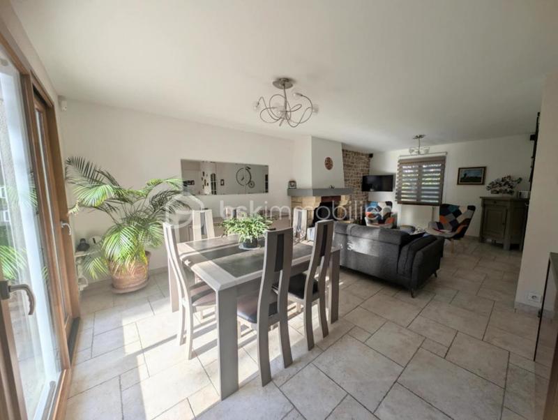 Maison - 95 m² - 5 pièces