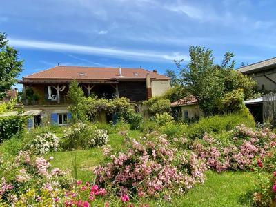 Maison de village - 280 m² - 6 pièces