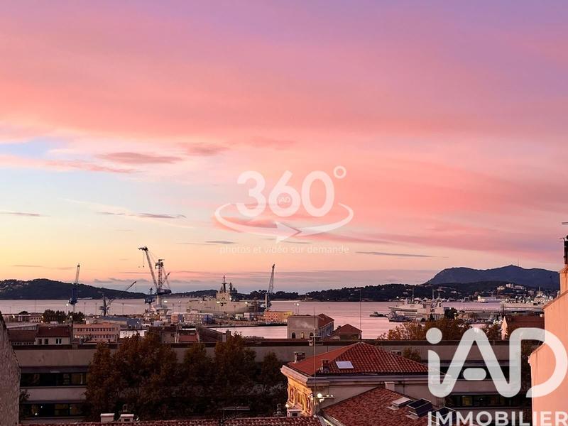 Appartement - 97 m² - 4 pièces