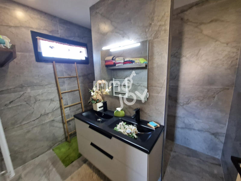 Maison - 129 m² - 4 pièces