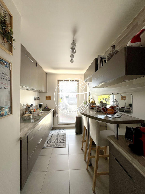 Appartement - 101 m² - 5 pièces