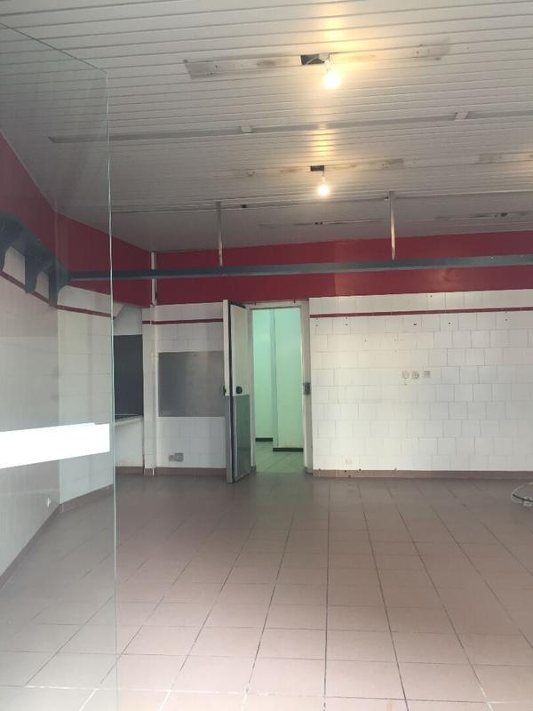 Local commercial - 150 m²