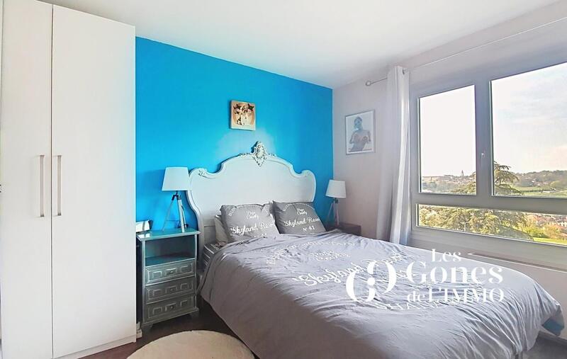 Appartement - 77 m² - 3 pièces