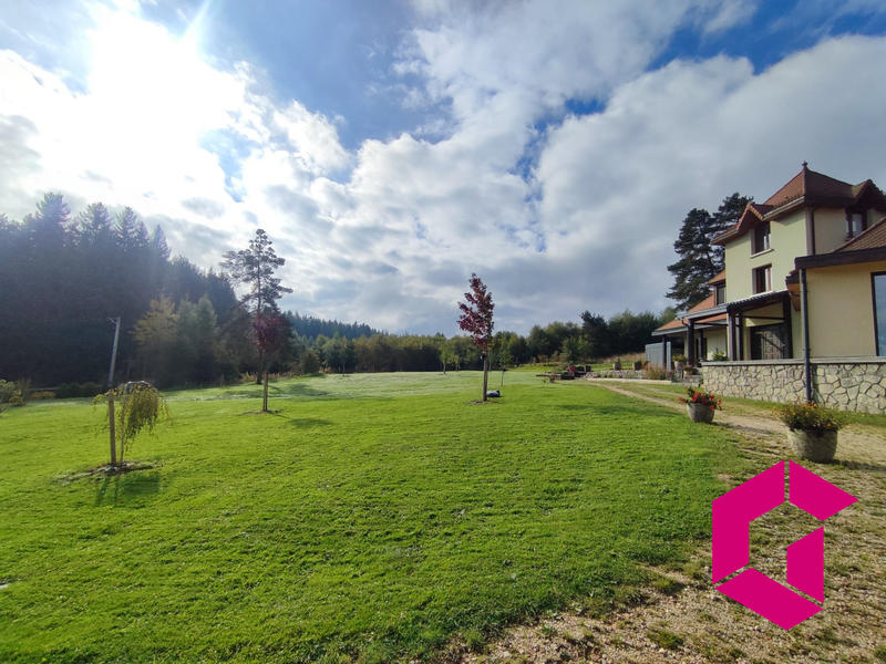 Maison contemporaine - 225 m² - 8 pièces