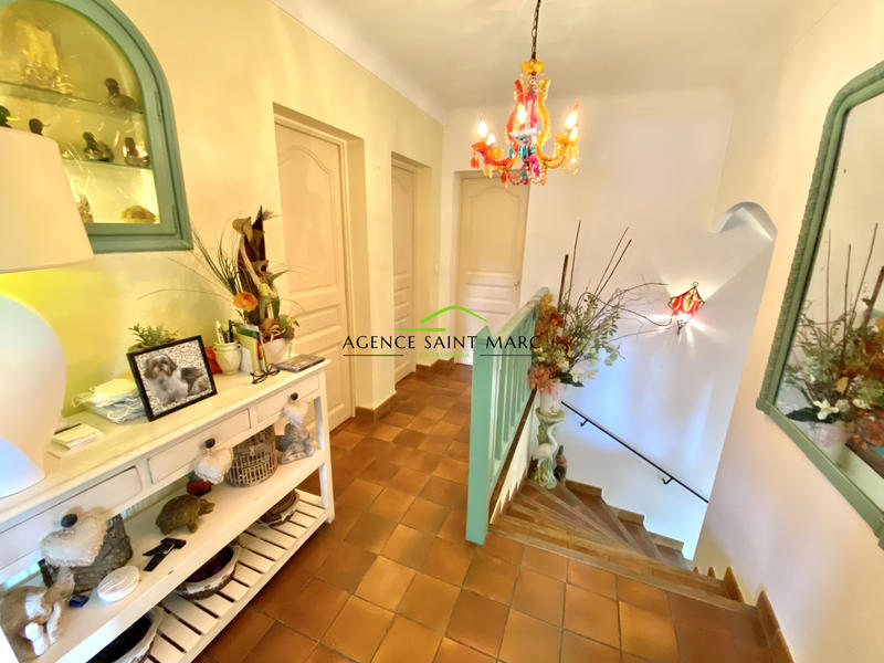 Villa - 204 m² - 6 pièces