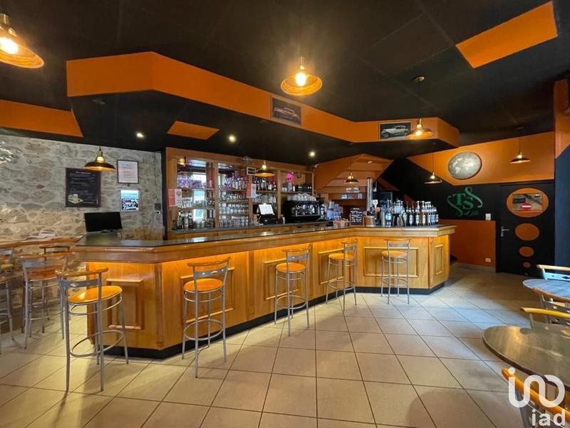 Local commercial - 283 m²