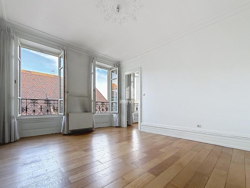 Appartement - 75 m² - 4 pièces