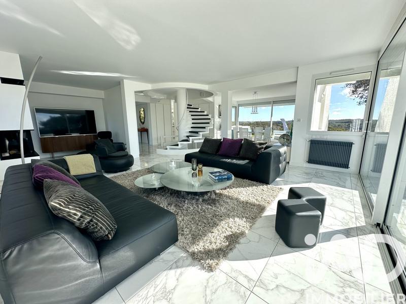 Maison de maîtres - 208 m² - 5 pièces