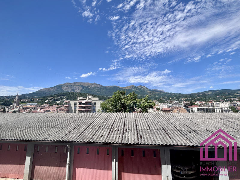 Appartement - 57 m² - 3 pièces