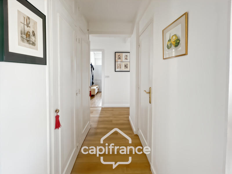 Appartement bourgeois - 103 m² - 4 pièces
