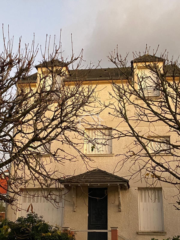 Maison - 145 m² - 7 pièces