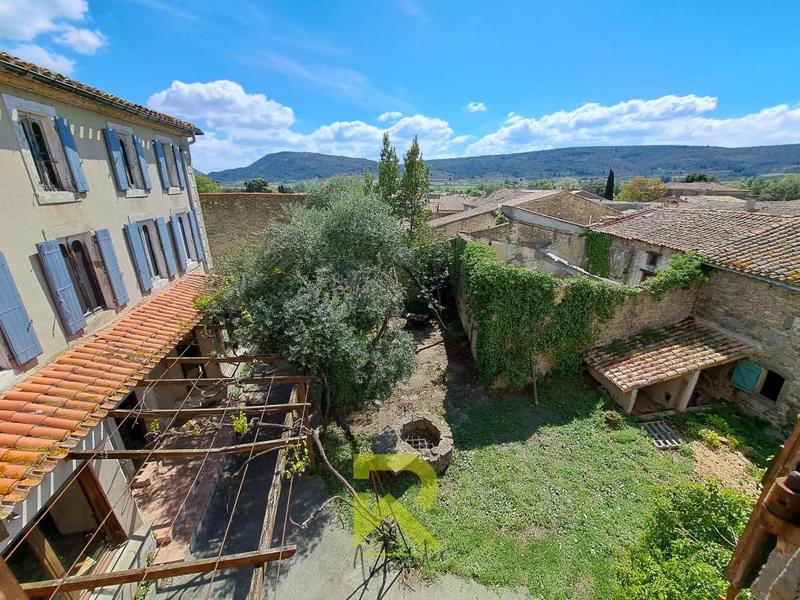 Maison - 400 m² - 20 pièces