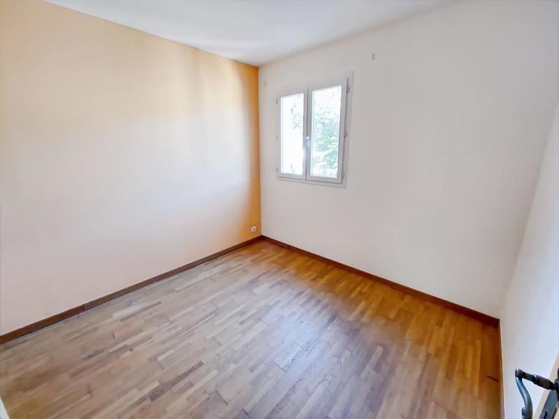 Maison - 168 m² - 8 pièces