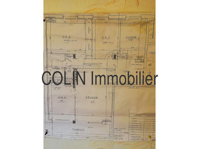 Appartement - 90 m² - 4 pièces