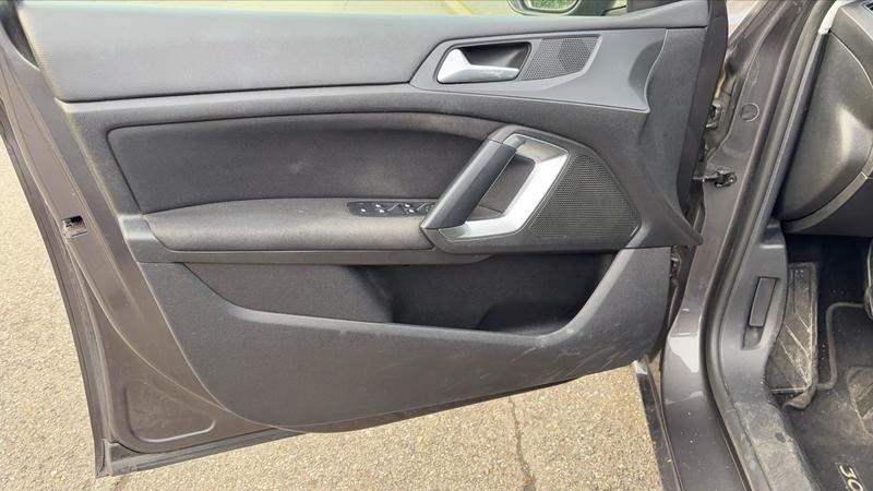 Peugeot 308 II 1.2 PureTech 110 Style