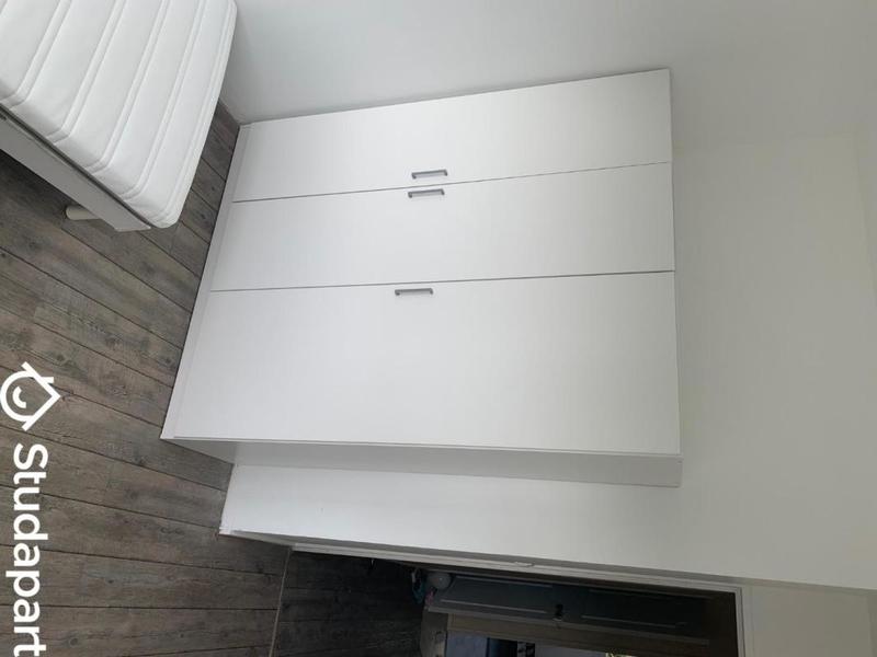 Chambre - 12 m² - 1 pièce