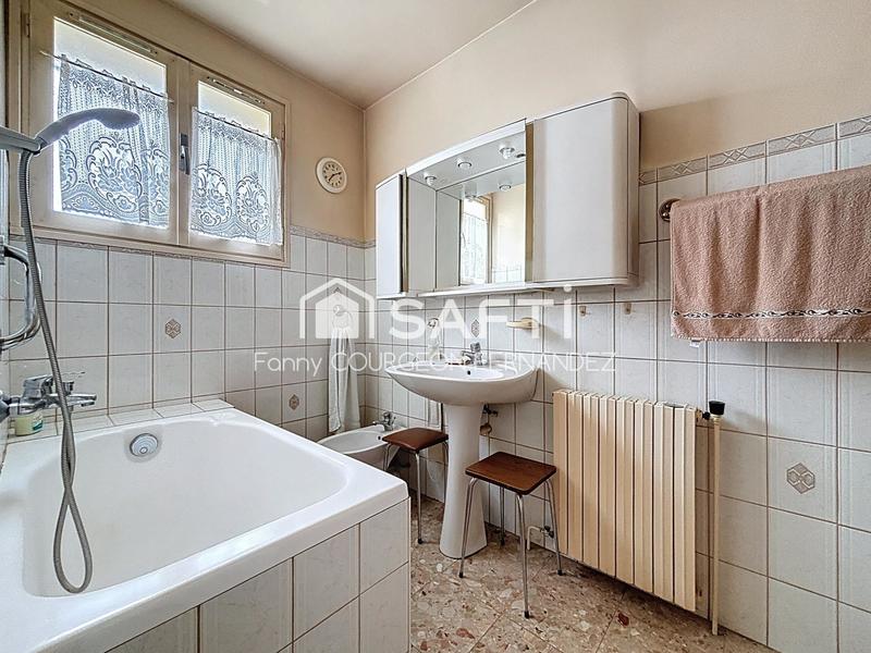 Maison - 122 m² - 5 pièces