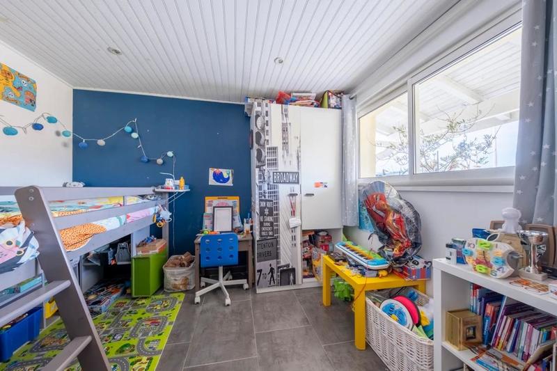 Maison - 137 m² - 4 pièces