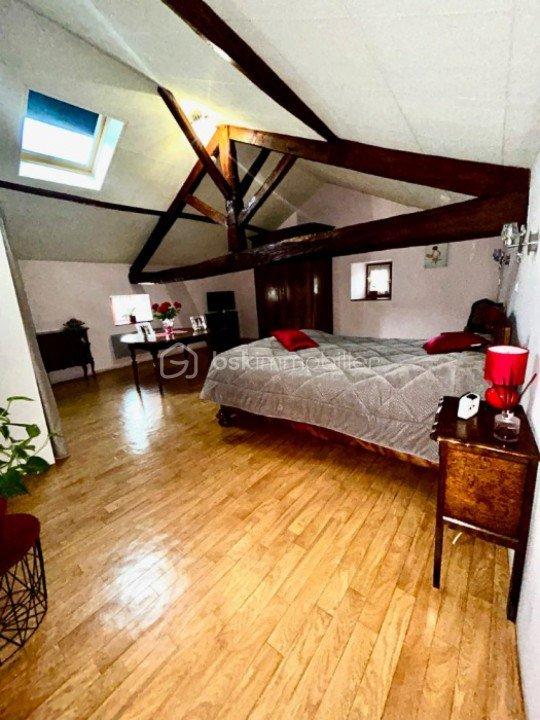 Maison en pierre - 136 m² - 5 pièces