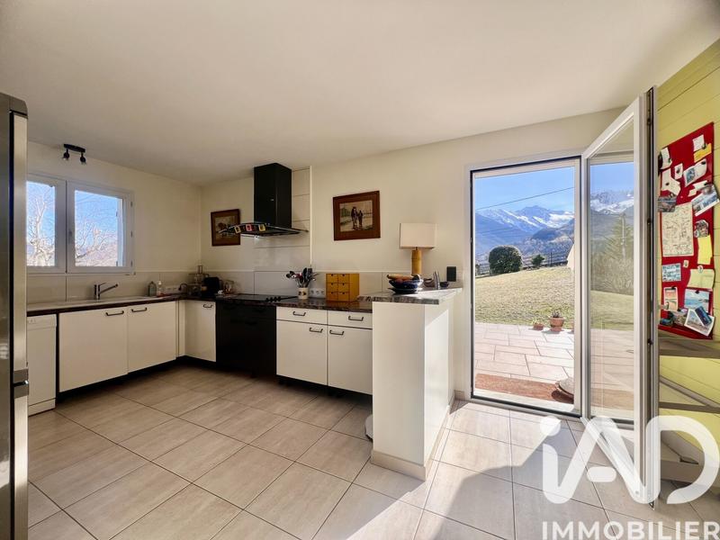 Maison - 185 m² - 6 pièces