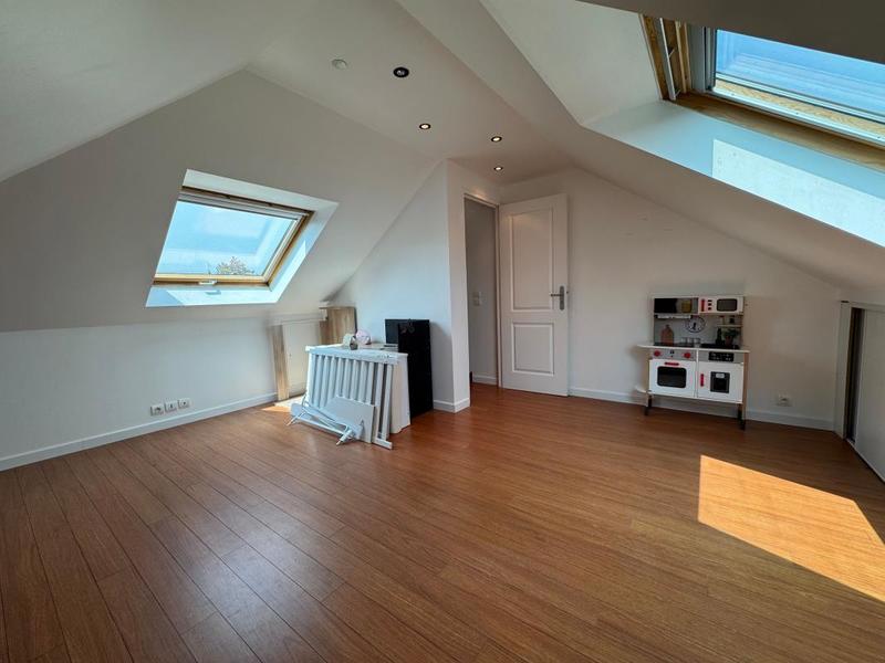 Maison - 86 m² - 5 pièces