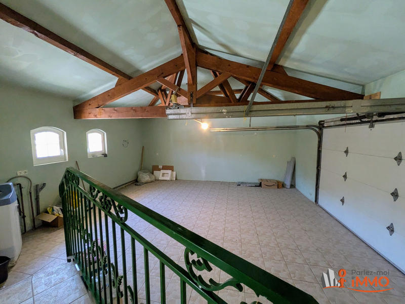 Maison - 180 m² - 6 pièces