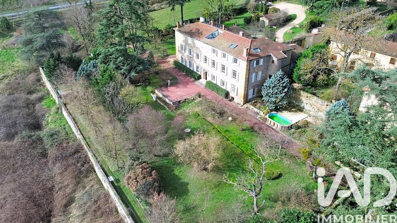 Maison - 160 m² - 5 pièces