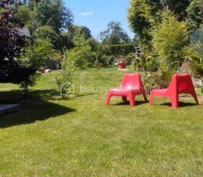 Corps de ferme - 210 m² - 10 pièces