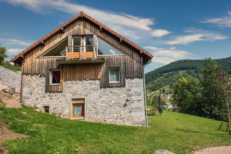 Maison en pierre - 284 m² - 9 pièces