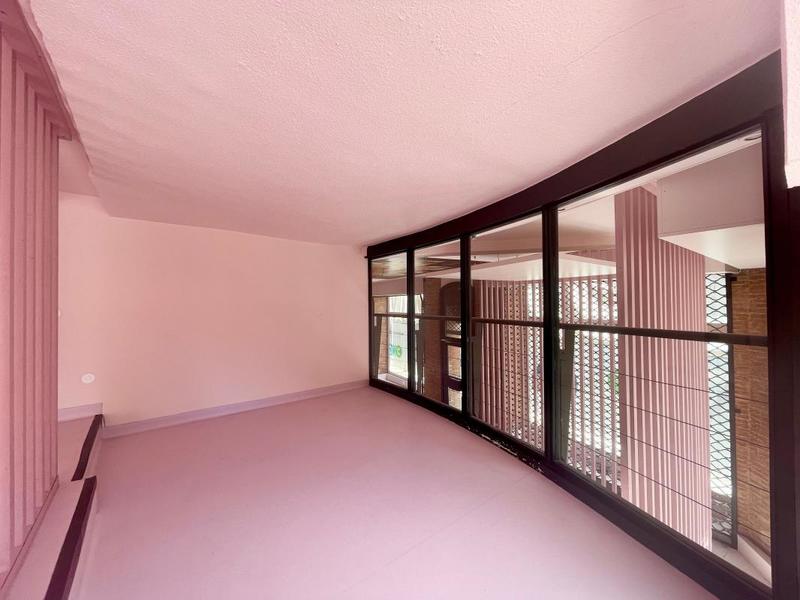 Local commercial - 178 m² - 2 pièces