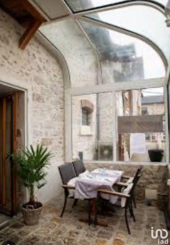 Local commercial - 251 m²