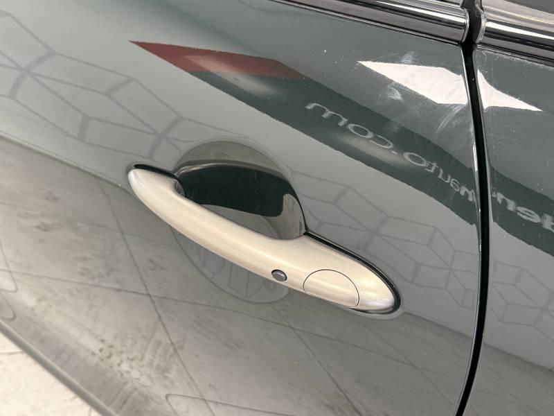 Mini Mini Hatch 3 Portes Cooper se 184 ch Edition Resolute