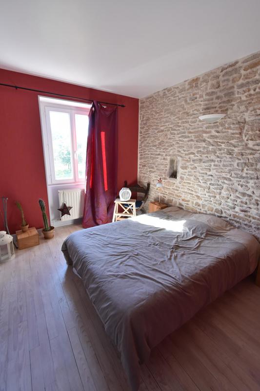 Maison - 143 m² - 8 pièces