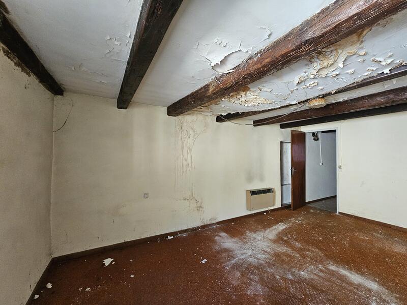 Appartement - 87 m² - 5 pièces