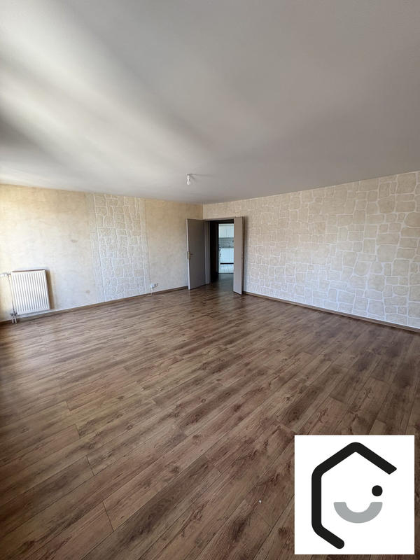 Appartement - 75 m² - 3 pièces