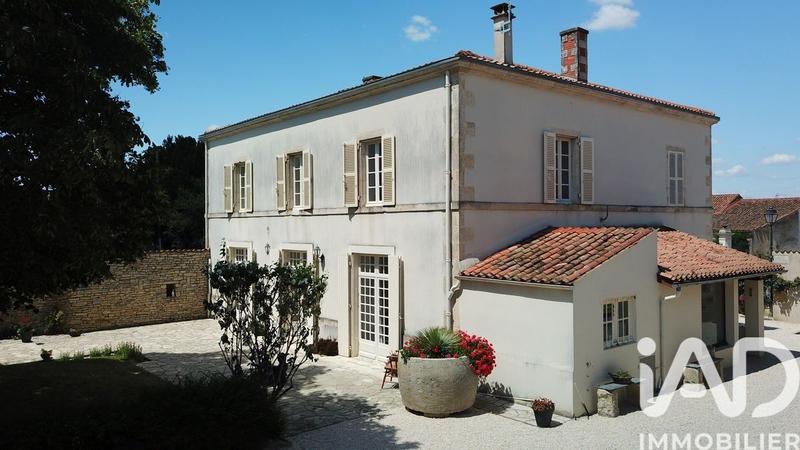 Maison de maîtres - 431 m² - 15 pièces
