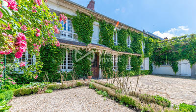 Maison ancienne - 300 m² - 9 pièces